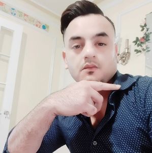 Meet your Posher, Yasir